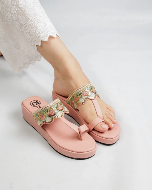 Bloom Wedges - KJ
