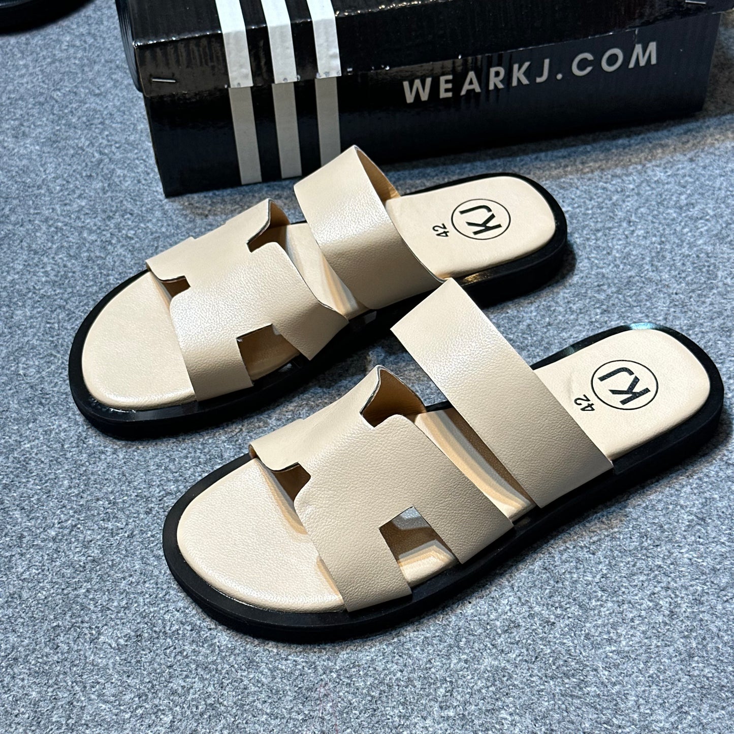 HOMER SANDALS