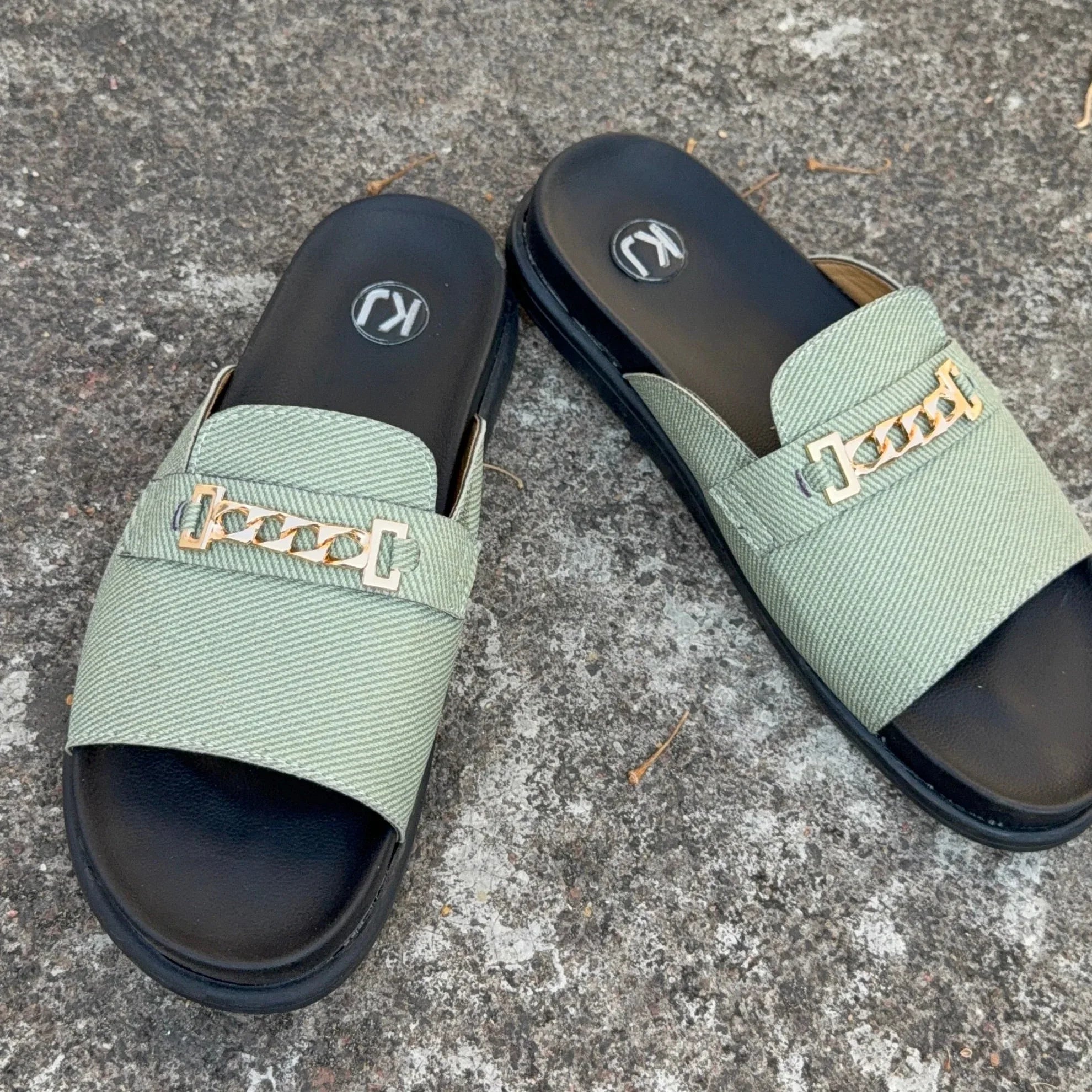 Olyo Slides - KJ