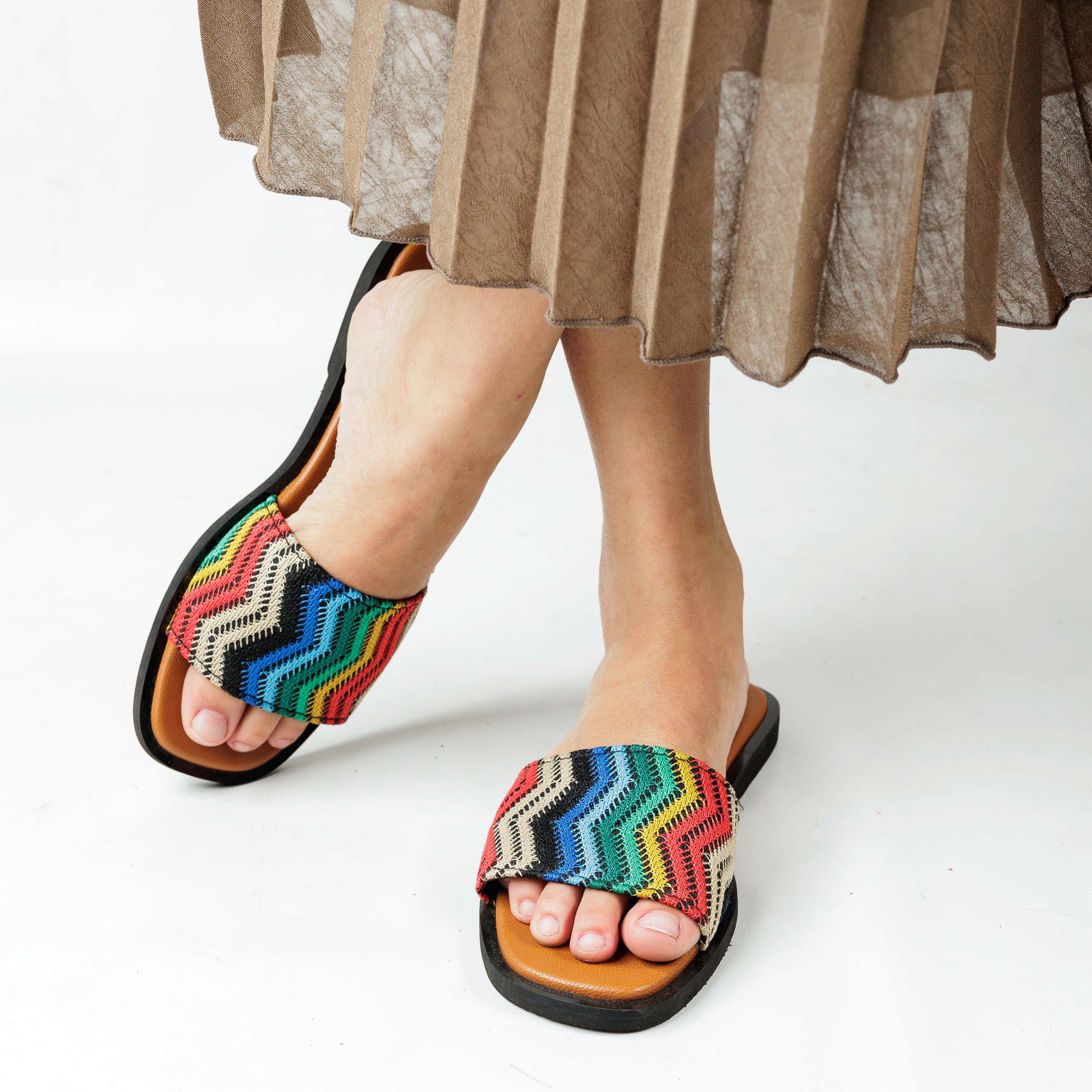 Chevron  Slides